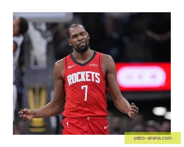 杜兰特准三双领衔火箭主场轻取尼克斯 阿门伊森双星闪耀联盟夜