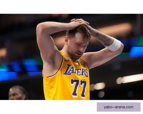 东契奇连续蝉联周最佳 三球首次当选 哈登阿门文班等获提名